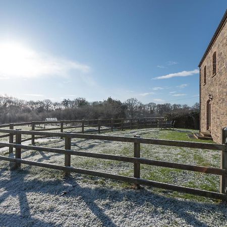 Glebe Barn Vila Caynham Exterior foto